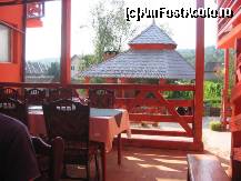 [P05] terasa si foisorul restaurantului » foto by tempesta55
 - 
<span class="allrVoted glyphicon glyphicon-heart hidden" id="av69092"></span>
<a class="m-l-10 hidden" id="sv69092" onclick="voting_Foto_DelVot(,69092,5601)" role="button">șterge vot <span class="glyphicon glyphicon-remove"></span></a>
<a id="v969092" class=" c-red"  onclick="voting_Foto_SetVot(69092)" role="button"><span class="glyphicon glyphicon-heart-empty"></span> <b>LIKE</b> = Votează poza</a> <img class="hidden"  id="f69092W9" src="/imagini/loader.gif" border="0" /><span class="AjErrMes hidden" id="e69092ErM"></span>