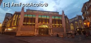 [P20] <strong>El Mercado Central, Piața Centrală a Valenciei unde am încercat horchata, o băutura tradițională și am mâncat fartons, un dulce tradițional.</strong> » foto by Aurici
 - 
<span class="allrVoted glyphicon glyphicon-heart hidden" id="av1268704"></span>
<a class="m-l-10 hidden" id="sv1268704" onclick="voting_Foto_DelVot(,1268704,5604)" role="button">șterge vot <span class="glyphicon glyphicon-remove"></span></a>
<a id="v91268704" class=" c-red"  onclick="voting_Foto_SetVot(1268704)" role="button"><span class="glyphicon glyphicon-heart-empty"></span> <b>LIKE</b> = Votează poza</a> <img class="hidden"  id="f1268704W9" src="/imagini/loader.gif" border="0" /><span class="AjErrMes hidden" id="e1268704ErM"></span>