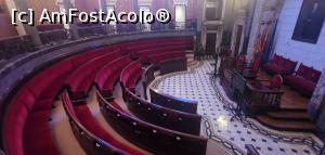 [P40] Sala de ședințe din Peimăria Valencia. » foto by Aurici
 - 
<span class="allrVoted glyphicon glyphicon-heart hidden" id="av1268724"></span>
<a class="m-l-10 hidden" id="sv1268724" onclick="voting_Foto_DelVot(,1268724,5604)" role="button">șterge vot <span class="glyphicon glyphicon-remove"></span></a>
<a id="v91268724" class=" c-red"  onclick="voting_Foto_SetVot(1268724)" role="button"><span class="glyphicon glyphicon-heart-empty"></span> <b>LIKE</b> = Votează poza</a> <img class="hidden"  id="f1268724W9" src="/imagini/loader.gif" border="0" /><span class="AjErrMes hidden" id="e1268724ErM"></span>