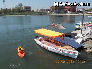 [P23] Caiacele erau la mare căutare în Costinești » foto by pepsi70ro
 - 
<span class="allrVoted glyphicon glyphicon-heart hidden" id="av415288"></span>
<a class="m-l-10 hidden" id="sv415288" onclick="voting_Foto_DelVot(,415288,5630)" role="button">șterge vot <span class="glyphicon glyphicon-remove"></span></a>
<a id="v9415288" class=" c-red"  onclick="voting_Foto_SetVot(415288)" role="button"><span class="glyphicon glyphicon-heart-empty"></span> <b>LIKE</b> = Votează poza</a> <img class="hidden"  id="f415288W9" src="/imagini/loader.gif" border="0" /><span class="AjErrMes hidden" id="e415288ErM"></span>
