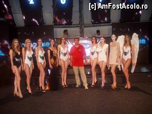 [P03] Cu fetele de la Fashion Tv » foto by pepsi70ro
 - 
<span class="allrVoted glyphicon glyphicon-heart hidden" id="av415253"></span>
<a class="m-l-10 hidden" id="sv415253" onclick="voting_Foto_DelVot(,415253,5630)" role="button">șterge vot <span class="glyphicon glyphicon-remove"></span></a>
<a id="v9415253" class=" c-red"  onclick="voting_Foto_SetVot(415253)" role="button"><span class="glyphicon glyphicon-heart-empty"></span> <b>LIKE</b> = Votează poza</a> <img class="hidden"  id="f415253W9" src="/imagini/loader.gif" border="0" /><span class="AjErrMes hidden" id="e415253ErM"></span>