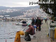 [P04] Kavala - pescarii in numar mare pe malul marii » foto by ionescunic
 - 
<span class="allrVoted glyphicon glyphicon-heart hidden" id="av181748"></span>
<a class="m-l-10 hidden" id="sv181748" onclick="voting_Foto_DelVot(,181748,5636)" role="button">șterge vot <span class="glyphicon glyphicon-remove"></span></a>
<a id="v9181748" class=" c-red"  onclick="voting_Foto_SetVot(181748)" role="button"><span class="glyphicon glyphicon-heart-empty"></span> <b>LIKE</b> = Votează poza</a> <img class="hidden"  id="f181748W9" src="/imagini/loader.gif" border="0" /><span class="AjErrMes hidden" id="e181748ErM"></span>