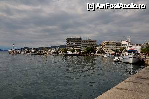 [P03] Ambarcatiuni in port » foto by Muffin2009*
 - 
<span class="allrVoted glyphicon glyphicon-heart hidden" id="av412654"></span>
<a class="m-l-10 hidden" id="sv412654" onclick="voting_Foto_DelVot(,412654,5636)" role="button">șterge vot <span class="glyphicon glyphicon-remove"></span></a>
<a id="v9412654" class=" c-red"  onclick="voting_Foto_SetVot(412654)" role="button"><span class="glyphicon glyphicon-heart-empty"></span> <b>LIKE</b> = Votează poza</a> <img class="hidden"  id="f412654W9" src="/imagini/loader.gif" border="0" /><span class="AjErrMes hidden" id="e412654ErM"></span>