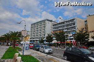 [P05] Strada principala pe care se afla hotelurile, toate cu vedere la mare » foto by Muffin2009*
 - 
<span class="allrVoted glyphicon glyphicon-heart hidden" id="av412656"></span>
<a class="m-l-10 hidden" id="sv412656" onclick="voting_Foto_DelVot(,412656,5636)" role="button">șterge vot <span class="glyphicon glyphicon-remove"></span></a>
<a id="v9412656" class=" c-red"  onclick="voting_Foto_SetVot(412656)" role="button"><span class="glyphicon glyphicon-heart-empty"></span> <b>LIKE</b> = Votează poza</a> <img class="hidden"  id="f412656W9" src="/imagini/loader.gif" border="0" /><span class="AjErrMes hidden" id="e412656ErM"></span>