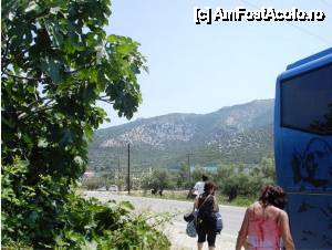 [P23] Turiştii coboară fiecare la hotelul lui » foto by iccata
 - 
<span class="allrVoted glyphicon glyphicon-heart hidden" id="av454351"></span>
<a class="m-l-10 hidden" id="sv454351" onclick="voting_Foto_DelVot(,454351,5636)" role="button">șterge vot <span class="glyphicon glyphicon-remove"></span></a>
<a id="v9454351" class=" c-red"  onclick="voting_Foto_SetVot(454351)" role="button"><span class="glyphicon glyphicon-heart-empty"></span> <b>LIKE</b> = Votează poza</a> <img class="hidden"  id="f454351W9" src="/imagini/loader.gif" border="0" /><span class="AjErrMes hidden" id="e454351ErM"></span>