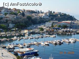 [P17] Kavala, portul şi Panagia, dimineaţa » foto by irinad
 - 
<span class="allrVoted glyphicon glyphicon-heart hidden" id="av1181705"></span>
<a class="m-l-10 hidden" id="sv1181705" onclick="voting_Foto_DelVot(,1181705,5636)" role="button">șterge vot <span class="glyphicon glyphicon-remove"></span></a>
<a id="v91181705" class=" c-red"  onclick="voting_Foto_SetVot(1181705)" role="button"><span class="glyphicon glyphicon-heart-empty"></span> <b>LIKE</b> = Votează poza</a> <img class="hidden"  id="f1181705W9" src="/imagini/loader.gif" border="0" /><span class="AjErrMes hidden" id="e1181705ErM"></span>