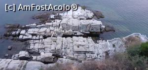 [P15] Stânci în josul Panagiei » foto by irinad
 - 
<span class="allrVoted glyphicon glyphicon-heart hidden" id="av1183612"></span>
<a class="m-l-10 hidden" id="sv1183612" onclick="voting_Foto_DelVot(,1183612,5636)" role="button">șterge vot <span class="glyphicon glyphicon-remove"></span></a>
<a id="v91183612" class=" c-red"  onclick="voting_Foto_SetVot(1183612)" role="button"><span class="glyphicon glyphicon-heart-empty"></span> <b>LIKE</b> = Votează poza</a> <img class="hidden"  id="f1183612W9" src="/imagini/loader.gif" border="0" /><span class="AjErrMes hidden" id="e1183612ErM"></span>