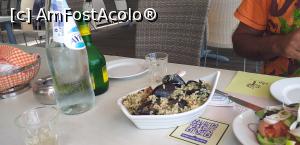 [P52] La masă, la taverna Elia, complexul Batis » foto by irinad
 - 
<span class="allrVoted glyphicon glyphicon-heart hidden" id="av1193266"></span>
<a class="m-l-10 hidden" id="sv1193266" onclick="voting_Foto_DelVot(,1193266,5636)" role="button">șterge vot <span class="glyphicon glyphicon-remove"></span></a>
<a id="v91193266" class=" c-red"  onclick="voting_Foto_SetVot(1193266)" role="button"><span class="glyphicon glyphicon-heart-empty"></span> <b>LIKE</b> = Votează poza</a> <img class="hidden"  id="f1193266W9" src="/imagini/loader.gif" border="0" /><span class="AjErrMes hidden" id="e1193266ErM"></span>