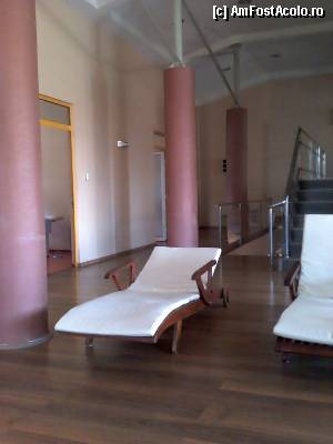 [P14] Complexul de sănătate/welness/SPA Perla - sala de aşteptare a centrului de tratamente.  » foto by Dragoș_MD
 - 
<span class="allrVoted glyphicon glyphicon-heart hidden" id="av394230"></span>
<a class="m-l-10 hidden" id="sv394230" onclick="voting_Foto_DelVot(,394230,5640)" role="button">șterge vot <span class="glyphicon glyphicon-remove"></span></a>
<a id="v9394230" class=" c-red"  onclick="voting_Foto_SetVot(394230)" role="button"><span class="glyphicon glyphicon-heart-empty"></span> <b>LIKE</b> = Votează poza</a> <img class="hidden"  id="f394230W9" src="/imagini/loader.gif" border="0" /><span class="AjErrMes hidden" id="e394230ErM"></span>