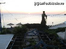 [P09] Rasarit de soare de pe balconul de la En Plo, Skala Potamia » foto by vlado2
 - 
<span class="allrVoted glyphicon glyphicon-heart hidden" id="av455356"></span>
<a class="m-l-10 hidden" id="sv455356" onclick="voting_Foto_DelVot(,455356,5664)" role="button">șterge vot <span class="glyphicon glyphicon-remove"></span></a>
<a id="v9455356" class=" c-red"  onclick="voting_Foto_SetVot(455356)" role="button"><span class="glyphicon glyphicon-heart-empty"></span> <b>LIKE</b> = Votează poza</a> <img class="hidden"  id="f455356W9" src="/imagini/loader.gif" border="0" /><span class="AjErrMes hidden" id="e455356ErM"></span>