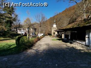 [P05] Pășesc în muzeu » foto by Marius 72
 - 
<span class="allrVoted glyphicon glyphicon-heart hidden" id="av1220743"></span>
<a class="m-l-10 hidden" id="sv1220743" onclick="voting_Foto_DelVot(,1220743,5666)" role="button">șterge vot <span class="glyphicon glyphicon-remove"></span></a>
<a id="v91220743" class=" c-red"  onclick="voting_Foto_SetVot(1220743)" role="button"><span class="glyphicon glyphicon-heart-empty"></span> <b>LIKE</b> = Votează poza</a> <img class="hidden"  id="f1220743W9" src="/imagini/loader.gif" border="0" /><span class="AjErrMes hidden" id="e1220743ErM"></span>