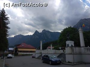 [P17] Prin proximitatea locației, Bușteni » foto by Mioritik
 - 
<span class="allrVoted glyphicon glyphicon-heart hidden" id="av1234405"></span>
<a class="m-l-10 hidden" id="sv1234405" onclick="voting_Foto_DelVot(,1234405,5687)" role="button">șterge vot <span class="glyphicon glyphicon-remove"></span></a>
<a id="v91234405" class=" c-red"  onclick="voting_Foto_SetVot(1234405)" role="button"><span class="glyphicon glyphicon-heart-empty"></span> <b>LIKE</b> = Votează poza</a> <img class="hidden"  id="f1234405W9" src="/imagini/loader.gif" border="0" /><span class="AjErrMes hidden" id="e1234405ErM"></span>