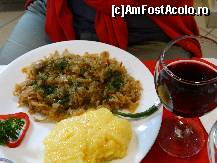 [P05] Restaurant Hotel Paraul Rece, Busteni - Varza calita cu mamaliguta, ardeiul cel aprig + vinul casei de la Ostrov » foto by nadiaandreea
 - 
<span class="allrVoted glyphicon glyphicon-heart hidden" id="av471723"></span>
<a class="m-l-10 hidden" id="sv471723" onclick="voting_Foto_DelVot(,471723,5687)" role="button">șterge vot <span class="glyphicon glyphicon-remove"></span></a>
<a id="v9471723" class=" c-red"  onclick="voting_Foto_SetVot(471723)" role="button"><span class="glyphicon glyphicon-heart-empty"></span> <b>LIKE</b> = Votează poza</a> <img class="hidden"  id="f471723W9" src="/imagini/loader.gif" border="0" /><span class="AjErrMes hidden" id="e471723ErM"></span>