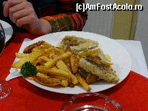 [P09] Restaurant Hotel Paraul Rece, Busteni - Cascaval Pane delicios » foto by nadiaandreea
 - 
<span class="allrVoted glyphicon glyphicon-heart hidden" id="av471730"></span>
<a class="m-l-10 hidden" id="sv471730" onclick="voting_Foto_DelVot(,471730,5687)" role="button">șterge vot <span class="glyphicon glyphicon-remove"></span></a>
<a id="v9471730" class=" c-red"  onclick="voting_Foto_SetVot(471730)" role="button"><span class="glyphicon glyphicon-heart-empty"></span> <b>LIKE</b> = Votează poza</a> <img class="hidden"  id="f471730W9" src="/imagini/loader.gif" border="0" /><span class="AjErrMes hidden" id="e471730ErM"></span>