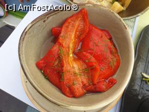 [P09] salată de ardei copți » foto by robert
 - 
<span class="allrVoted glyphicon glyphicon-heart hidden" id="av1173675"></span>
<a class="m-l-10 hidden" id="sv1173675" onclick="voting_Foto_DelVot(,1173675,5687)" role="button">șterge vot <span class="glyphicon glyphicon-remove"></span></a>
<a id="v91173675" class=" c-red"  onclick="voting_Foto_SetVot(1173675)" role="button"><span class="glyphicon glyphicon-heart-empty"></span> <b>LIKE</b> = Votează poza</a> <img class="hidden"  id="f1173675W9" src="/imagini/loader.gif" border="0" /><span class="AjErrMes hidden" id="e1173675ErM"></span>