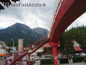 [P02] Pasarele care traversează DN1 chiar în parcarea terasei Rustic-Caraiman.  » foto by tata123 🔱
 - 
<span class="allrVoted glyphicon glyphicon-heart hidden" id="av770566"></span>
<a class="m-l-10 hidden" id="sv770566" onclick="voting_Foto_DelVot(,770566,5687)" role="button">șterge vot <span class="glyphicon glyphicon-remove"></span></a>
<a id="v9770566" class=" c-red"  onclick="voting_Foto_SetVot(770566)" role="button"><span class="glyphicon glyphicon-heart-empty"></span> <b>LIKE</b> = Votează poza</a> <img class="hidden"  id="f770566W9" src="/imagini/loader.gif" border="0" /><span class="AjErrMes hidden" id="e770566ErM"></span>