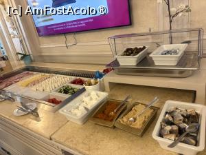 [P17] Restaurantul hotelului Sulina din Mamaia - bufet rece la micul dejun » foto by nicole33
 - 
<span class="allrVoted glyphicon glyphicon-heart hidden" id="av1522775"></span>
<a class="m-l-10 hidden" id="sv1522775" onclick="voting_Foto_DelVot(,1522775,5688)" role="button">șterge vot <span class="glyphicon glyphicon-remove"></span></a>
<a id="v91522775" class=" c-red"  onclick="voting_Foto_SetVot(1522775)" role="button"><span class="glyphicon glyphicon-heart-empty"></span> <b>LIKE</b> = Votează poza</a> <img class="hidden"  id="f1522775W9" src="/imagini/loader.gif" border="0" /><span class="AjErrMes hidden" id="e1522775ErM"></span>