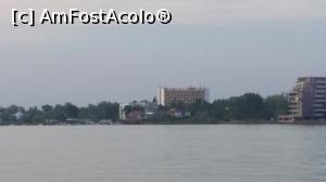[P14] O plimbare pe Lacul Siutghiol - hotelul meu văzut de pe lac » foto by nicole33
 - 
<span class="allrVoted glyphicon glyphicon-heart hidden" id="av815005"></span>
<a class="m-l-10 hidden" id="sv815005" onclick="voting_Foto_DelVot(,815005,5688)" role="button">șterge vot <span class="glyphicon glyphicon-remove"></span></a>
<a id="v9815005" class=" c-red"  onclick="voting_Foto_SetVot(815005)" role="button"><span class="glyphicon glyphicon-heart-empty"></span> <b>LIKE</b> = Votează poza</a> <img class="hidden"  id="f815005W9" src="/imagini/loader.gif" border="0" /><span class="AjErrMes hidden" id="e815005ErM"></span>