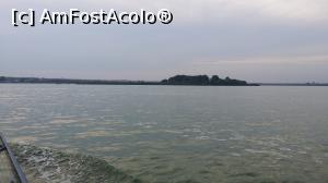 [P31] O plimbare pe Lacul Siutghiol » foto by nicole33
 - 
<span class="allrVoted glyphicon glyphicon-heart hidden" id="av815022"></span>
<a class="m-l-10 hidden" id="sv815022" onclick="voting_Foto_DelVot(,815022,5688)" role="button">șterge vot <span class="glyphicon glyphicon-remove"></span></a>
<a id="v9815022" class=" c-red"  onclick="voting_Foto_SetVot(815022)" role="button"><span class="glyphicon glyphicon-heart-empty"></span> <b>LIKE</b> = Votează poza</a> <img class="hidden"  id="f815022W9" src="/imagini/loader.gif" border="0" /><span class="AjErrMes hidden" id="e815022ErM"></span>