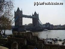 [P04] London Bridge » foto by luckyif
 - 
<span class="allrVoted glyphicon glyphicon-heart hidden" id="av71700"></span>
<a class="m-l-10 hidden" id="sv71700" onclick="voting_Foto_DelVot(,71700,5691)" role="button">șterge vot <span class="glyphicon glyphicon-remove"></span></a>
<a id="v971700" class=" c-red"  onclick="voting_Foto_SetVot(71700)" role="button"><span class="glyphicon glyphicon-heart-empty"></span> <b>LIKE</b> = Votează poza</a> <img class="hidden"  id="f71700W9" src="/imagini/loader.gif" border="0" /><span class="AjErrMes hidden" id="e71700ErM"></span>