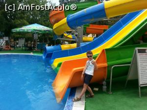 [P01] toboganele din miniaquaparc-ul » foto by DANIEL ROTARU
 - 
<span class="allrVoted glyphicon glyphicon-heart hidden" id="av874935"></span>
<a class="m-l-10 hidden" id="sv874935" onclick="voting_Foto_DelVot(,874935,5706)" role="button">șterge vot <span class="glyphicon glyphicon-remove"></span></a>
<a id="v9874935" class=" c-red"  onclick="voting_Foto_SetVot(874935)" role="button"><span class="glyphicon glyphicon-heart-empty"></span> <b>LIKE</b> = Votează poza</a> <img class="hidden"  id="f874935W9" src="/imagini/loader.gif" border="0" /><span class="AjErrMes hidden" id="e874935ErM"></span>