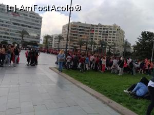 [P11] La monumentul lui Ataturk sute de copii din toata Turcia dansau purtand drapele rosii.  » foto by senateo
 - 
<span class="allrVoted glyphicon glyphicon-heart hidden" id="av1158914"></span>
<a class="m-l-10 hidden" id="sv1158914" onclick="voting_Foto_DelVot(,1158914,5718)" role="button">șterge vot <span class="glyphicon glyphicon-remove"></span></a>
<a id="v91158914" class=" c-red"  onclick="voting_Foto_SetVot(1158914)" role="button"><span class="glyphicon glyphicon-heart-empty"></span> <b>LIKE</b> = Votează poza</a> <img class="hidden"  id="f1158914W9" src="/imagini/loader.gif" border="0" /><span class="AjErrMes hidden" id="e1158914ErM"></span>