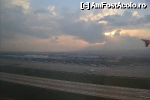 [P48] Aeroportul International Adnan Menderes, aflat la vreo 20 km sud de Izmir.  » foto by TraianS
 - 
<span class="allrVoted glyphicon glyphicon-heart hidden" id="av499376"></span>
<a class="m-l-10 hidden" id="sv499376" onclick="voting_Foto_DelVot(,499376,5718)" role="button">șterge vot <span class="glyphicon glyphicon-remove"></span></a>
<a id="v9499376" class=" c-red"  onclick="voting_Foto_SetVot(499376)" role="button"><span class="glyphicon glyphicon-heart-empty"></span> <b>LIKE</b> = Votează poza</a> <img class="hidden"  id="f499376W9" src="/imagini/loader.gif" border="0" /><span class="AjErrMes hidden" id="e499376ErM"></span>