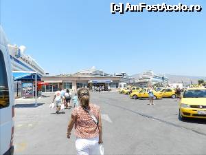 [P06] Portul Alsancak - Passenger Terminal.  » foto by TraianS
 - 
<span class="allrVoted glyphicon glyphicon-heart hidden" id="av499334"></span>
<a class="m-l-10 hidden" id="sv499334" onclick="voting_Foto_DelVot(,499334,5718)" role="button">șterge vot <span class="glyphicon glyphicon-remove"></span></a>
<a id="v9499334" class=" c-red"  onclick="voting_Foto_SetVot(499334)" role="button"><span class="glyphicon glyphicon-heart-empty"></span> <b>LIKE</b> = Votează poza</a> <img class="hidden"  id="f499334W9" src="/imagini/loader.gif" border="0" /><span class="AjErrMes hidden" id="e499334ErM"></span>