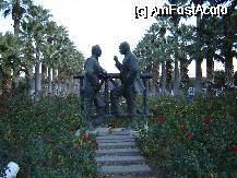 [P04] Una dintre statuile din parcul Pavilionului expozitional » foto by pepsi70ro
 - 
<span class="allrVoted glyphicon glyphicon-heart hidden" id="av72918"></span>
<a class="m-l-10 hidden" id="sv72918" onclick="voting_Foto_DelVot(,72918,5718)" role="button">șterge vot <span class="glyphicon glyphicon-remove"></span></a>
<a id="v972918" class=" c-red"  onclick="voting_Foto_SetVot(72918)" role="button"><span class="glyphicon glyphicon-heart-empty"></span> <b>LIKE</b> = Votează poza</a> <img class="hidden"  id="f72918W9" src="/imagini/loader.gif" border="0" /><span class="AjErrMes hidden" id="e72918ErM"></span>
