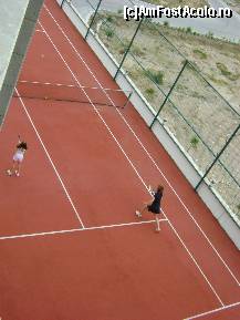 [P10] teren tenis de camp amplasat langa hotel, cu vedere spre Saturn Palace Resort » foto by divio*
 - 
<span class="allrVoted glyphicon glyphicon-heart hidden" id="av77617"></span>
<a class="m-l-10 hidden" id="sv77617" onclick="voting_Foto_DelVot(,77617,5725)" role="button">șterge vot <span class="glyphicon glyphicon-remove"></span></a>
<a id="v977617" class=" c-red"  onclick="voting_Foto_SetVot(77617)" role="button"><span class="glyphicon glyphicon-heart-empty"></span> <b>LIKE</b> = Votează poza</a> <img class="hidden"  id="f77617W9" src="/imagini/loader.gif" border="0" /><span class="AjErrMes hidden" id="e77617ErM"></span>