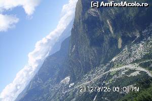 [P20] Pare ca am facut poza dintr-un avion de vanatoare - Staiunea Chamonix » foto by andreip2
 - 
<span class="allrVoted glyphicon glyphicon-heart hidden" id="av560481"></span>
<a class="m-l-10 hidden" id="sv560481" onclick="voting_Foto_DelVot(,560481,5749)" role="button">șterge vot <span class="glyphicon glyphicon-remove"></span></a>
<a id="v9560481" class=" c-red"  onclick="voting_Foto_SetVot(560481)" role="button"><span class="glyphicon glyphicon-heart-empty"></span> <b>LIKE</b> = Votează poza</a> <img class="hidden"  id="f560481W9" src="/imagini/loader.gif" border="0" /><span class="AjErrMes hidden" id="e560481ErM"></span>