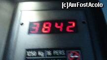 [P41] In lift, se indica altitudinea la care a ajuns... » foto by ileanaxperta*
 - 
<span class="allrVoted glyphicon glyphicon-heart hidden" id="av256908"></span>
<a class="m-l-10 hidden" id="sv256908" onclick="voting_Foto_DelVot(,256908,5749)" role="button">șterge vot <span class="glyphicon glyphicon-remove"></span></a>
<a id="v9256908" class=" c-red"  onclick="voting_Foto_SetVot(256908)" role="button"><span class="glyphicon glyphicon-heart-empty"></span> <b>LIKE</b> = Votează poza</a> <img class="hidden"  id="f256908W9" src="/imagini/loader.gif" border="0" /><span class="AjErrMes hidden" id="e256908ErM"></span>