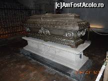 [P34] St. Florian. Sub orga bisericii, un loc cat se poate de potrivit pentru odihna vesnica a lui Anton Bruckner. » foto by doina_c24
 - 
<span class="allrVoted glyphicon glyphicon-heart hidden" id="av316415"></span>
<a class="m-l-10 hidden" id="sv316415" onclick="voting_Foto_DelVot(,316415,5751)" role="button">șterge vot <span class="glyphicon glyphicon-remove"></span></a>
<a id="v9316415" class=" c-red"  onclick="voting_Foto_SetVot(316415)" role="button"><span class="glyphicon glyphicon-heart-empty"></span> <b>LIKE</b> = Votează poza</a> <img class="hidden"  id="f316415W9" src="/imagini/loader.gif" border="0" /><span class="AjErrMes hidden" id="e316415ErM"></span>