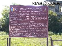 [P03] Castelul Martinuzzi - placa indicatoare. Singura 'amenajare' existentă!!! Mulţumim din inimă ministrului! » foto by Dragoș_MD
 - 
<span class="allrVoted glyphicon glyphicon-heart hidden" id="av124671"></span>
<a class="m-l-10 hidden" id="sv124671" onclick="voting_Foto_DelVot(,124671,5760)" role="button">șterge vot <span class="glyphicon glyphicon-remove"></span></a>
<a id="v9124671" class=" c-red"  onclick="voting_Foto_SetVot(124671)" role="button"><span class="glyphicon glyphicon-heart-empty"></span> <b>LIKE</b> = Votează poza</a> <img class="hidden"  id="f124671W9" src="/imagini/loader.gif" border="0" /><span class="AjErrMes hidden" id="e124671ErM"></span>