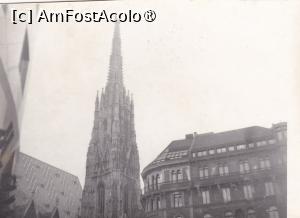 [P04] Stephansdom,se vede doar turnul,atât s-a putut cu un Smena aparat rusesc de amatori » foto by AZE
 - 
<span class="allrVoted glyphicon glyphicon-heart hidden" id="av1465118"></span>
<a class="m-l-10 hidden" id="sv1465118" onclick="voting_Foto_DelVot(,1465118,5760)" role="button">șterge vot <span class="glyphicon glyphicon-remove"></span></a>
<a id="v91465118" class=" c-red"  onclick="voting_Foto_SetVot(1465118)" role="button"><span class="glyphicon glyphicon-heart-empty"></span> <b>LIKE</b> = Votează poza</a> <img class="hidden"  id="f1465118W9" src="/imagini/loader.gif" border="0" /><span class="AjErrMes hidden" id="e1465118ErM"></span>