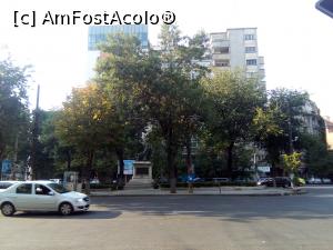 [P13] Chiar în Piața Rosetti... » foto by danaeldreny*
 - 
<span class="allrVoted glyphicon glyphicon-heart hidden" id="av896468"></span>
<a class="m-l-10 hidden" id="sv896468" onclick="voting_Foto_DelVot(,896468,5760)" role="button">șterge vot <span class="glyphicon glyphicon-remove"></span></a>
<a id="v9896468" class=" c-red"  onclick="voting_Foto_SetVot(896468)" role="button"><span class="glyphicon glyphicon-heart-empty"></span> <b>LIKE</b> = Votează poza</a> <img class="hidden"  id="f896468W9" src="/imagini/loader.gif" border="0" /><span class="AjErrMes hidden" id="e896468ErM"></span>