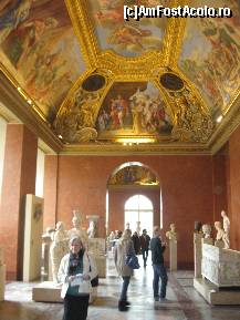 [P14] O galerie din Luvru, aici predomina turismul cultural » foto by dorgo
 - 
<span class="allrVoted glyphicon glyphicon-heart hidden" id="av355505"></span>
<a class="m-l-10 hidden" id="sv355505" onclick="voting_Foto_DelVot(,355505,5760)" role="button">șterge vot <span class="glyphicon glyphicon-remove"></span></a>
<a id="v9355505" class=" c-red"  onclick="voting_Foto_SetVot(355505)" role="button"><span class="glyphicon glyphicon-heart-empty"></span> <b>LIKE</b> = Votează poza</a> <img class="hidden"  id="f355505W9" src="/imagini/loader.gif" border="0" /><span class="AjErrMes hidden" id="e355505ErM"></span>