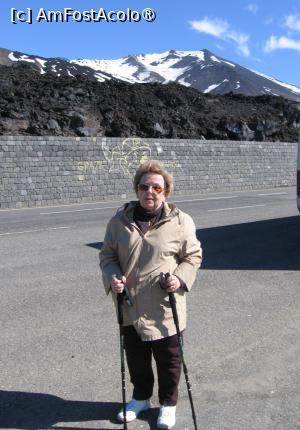 [P22] Sicilia, 2010, Etna » foto by Michi
 - 
<span class="allrVoted glyphicon glyphicon-heart hidden" id="av1416565"></span>
<a class="m-l-10 hidden" id="sv1416565" onclick="voting_Foto_DelVot(,1416565,5760)" role="button">șterge vot <span class="glyphicon glyphicon-remove"></span></a>
<a id="v91416565" class=" c-red"  onclick="voting_Foto_SetVot(1416565)" role="button"><span class="glyphicon glyphicon-heart-empty"></span> <b>LIKE</b> = Votează poza</a> <img class="hidden"  id="f1416565W9" src="/imagini/loader.gif" border="0" /><span class="AjErrMes hidden" id="e1416565ErM"></span>