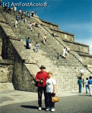 [P04] Mexic, 1998, piramida soarelui, Teotihuacan » foto by Michi
 - 
<span class="allrVoted glyphicon glyphicon-heart hidden" id="av1416547"></span>
<a class="m-l-10 hidden" id="sv1416547" onclick="voting_Foto_DelVot(,1416547,5760)" role="button">șterge vot <span class="glyphicon glyphicon-remove"></span></a>
<a id="v91416547" class=" c-red"  onclick="voting_Foto_SetVot(1416547)" role="button"><span class="glyphicon glyphicon-heart-empty"></span> <b>LIKE</b> = Votează poza</a> <img class="hidden"  id="f1416547W9" src="/imagini/loader.gif" border="0" /><span class="AjErrMes hidden" id="e1416547ErM"></span>