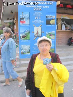 [P15] 2006, Chamonix, Aiguille du Midi » foto by Michi
 - 
<span class="allrVoted glyphicon glyphicon-heart hidden" id="av1157765"></span>
<a class="m-l-10 hidden" id="sv1157765" onclick="voting_Foto_DelVot(,1157765,5760)" role="button">șterge vot <span class="glyphicon glyphicon-remove"></span></a>
<a id="v91157765" class=" c-red"  onclick="voting_Foto_SetVot(1157765)" role="button"><span class="glyphicon glyphicon-heart-empty"></span> <b>LIKE</b> = Votează poza</a> <img class="hidden"  id="f1157765W9" src="/imagini/loader.gif" border="0" /><span class="AjErrMes hidden" id="e1157765ErM"></span>