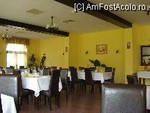 [P16] In  Poiana Verde din Slanic Moldova - vedere din restaurant » foto by Diaura*
 - 
<span class="allrVoted glyphicon glyphicon-heart hidden" id="av75137"></span>
<a class="m-l-10 hidden" id="sv75137" onclick="voting_Foto_DelVot(,75137,5762)" role="button">șterge vot <span class="glyphicon glyphicon-remove"></span></a>
<a id="v975137" class=" c-red"  onclick="voting_Foto_SetVot(75137)" role="button"><span class="glyphicon glyphicon-heart-empty"></span> <b>LIKE</b> = Votează poza</a> <img class="hidden"  id="f75137W9" src="/imagini/loader.gif" border="0" /><span class="AjErrMes hidden" id="e75137ErM"></span>