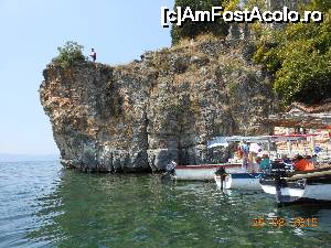 [P37] Ohrid - Stânca pe care este amplasată Biserica Sf. Iovan Kaneo.  » foto by iulianic
 - 
<span class="allrVoted glyphicon glyphicon-heart hidden" id="av694641"></span>
<a class="m-l-10 hidden" id="sv694641" onclick="voting_Foto_DelVot(,694641,5763)" role="button">șterge vot <span class="glyphicon glyphicon-remove"></span></a>
<a id="v9694641" class=" c-red"  onclick="voting_Foto_SetVot(694641)" role="button"><span class="glyphicon glyphicon-heart-empty"></span> <b>LIKE</b> = Votează poza</a> <img class="hidden"  id="f694641W9" src="/imagini/loader.gif" border="0" /><span class="AjErrMes hidden" id="e694641ErM"></span>