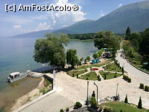 [P47] Mânăstirea Sf. Naum; vedere spre port și plajă » foto by crismis
 - 
<span class="allrVoted glyphicon glyphicon-heart hidden" id="av887385"></span>
<a class="m-l-10 hidden" id="sv887385" onclick="voting_Foto_DelVot(,887385,5763)" role="button">șterge vot <span class="glyphicon glyphicon-remove"></span></a>
<a id="v9887385" class=" c-red"  onclick="voting_Foto_SetVot(887385)" role="button"><span class="glyphicon glyphicon-heart-empty"></span> <b>LIKE</b> = Votează poza</a> <img class="hidden"  id="f887385W9" src="/imagini/loader.gif" border="0" /><span class="AjErrMes hidden" id="e887385ErM"></span>