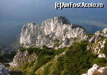 [P06] Suntem deja in creasta. Pe la baza acestei stanci urca celalalt traseu ce pleaca de la Diana. » foto by Claudiu U.
 - 
<span class="allrVoted glyphicon glyphicon-heart hidden" id="av121887"></span>
<a class="m-l-10 hidden" id="sv121887" onclick="voting_Foto_DelVot(,121887,5764)" role="button">șterge vot <span class="glyphicon glyphicon-remove"></span></a>
<a id="v9121887" class=" c-red"  onclick="voting_Foto_SetVot(121887)" role="button"><span class="glyphicon glyphicon-heart-empty"></span> <b>LIKE</b> = Votează poza</a> <img class="hidden"  id="f121887W9" src="/imagini/loader.gif" border="0" /><span class="AjErrMes hidden" id="e121887ErM"></span>