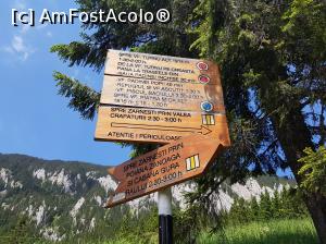 [P15] Marcaje turistice lângă Cabana Curmătura.  » foto by Floryn81
 - 
<span class="allrVoted glyphicon glyphicon-heart hidden" id="av1078708"></span>
<a class="m-l-10 hidden" id="sv1078708" onclick="voting_Foto_DelVot(,1078708,5764)" role="button">șterge vot <span class="glyphicon glyphicon-remove"></span></a>
<a id="v91078708" class=" c-red"  onclick="voting_Foto_SetVot(1078708)" role="button"><span class="glyphicon glyphicon-heart-empty"></span> <b>LIKE</b> = Votează poza</a> <img class="hidden"  id="f1078708W9" src="/imagini/loader.gif" border="0" /><span class="AjErrMes hidden" id="e1078708ErM"></span>