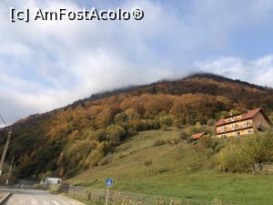 [P07] Piatra Mica de la iesirea din Zarnesti » foto by Dan&Ema
 - 
<span class="allrVoted glyphicon glyphicon-heart hidden" id="av1201805"></span>
<a class="m-l-10 hidden" id="sv1201805" onclick="voting_Foto_DelVot(,1201805,5764)" role="button">șterge vot <span class="glyphicon glyphicon-remove"></span></a>
<a id="v91201805" class=" c-red"  onclick="voting_Foto_SetVot(1201805)" role="button"><span class="glyphicon glyphicon-heart-empty"></span> <b>LIKE</b> = Votează poza</a> <img class="hidden"  id="f1201805W9" src="/imagini/loader.gif" border="0" /><span class="AjErrMes hidden" id="e1201805ErM"></span>