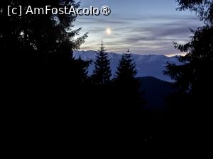 [P04] Urcare când  luna este încă pe cer » foto by Mika
 - 
<span class="allrVoted glyphicon glyphicon-heart hidden" id="av1522021"></span>
<a class="m-l-10 hidden" id="sv1522021" onclick="voting_Foto_DelVot(,1522021,5764)" role="button">șterge vot <span class="glyphicon glyphicon-remove"></span></a>
<a id="v91522021" class=" c-red"  onclick="voting_Foto_SetVot(1522021)" role="button"><span class="glyphicon glyphicon-heart-empty"></span> <b>LIKE</b> = Votează poza</a> <img class="hidden"  id="f1522021W9" src="/imagini/loader.gif" border="0" /><span class="AjErrMes hidden" id="e1522021ErM"></span>