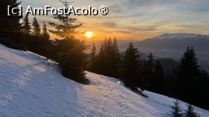 [P07] Răsărit de soare » foto by Mika
 - 
<span class="allrVoted glyphicon glyphicon-heart hidden" id="av1522024"></span>
<a class="m-l-10 hidden" id="sv1522024" onclick="voting_Foto_DelVot(,1522024,5764)" role="button">șterge vot <span class="glyphicon glyphicon-remove"></span></a>
<a id="v91522024" class=" c-red"  onclick="voting_Foto_SetVot(1522024)" role="button"><span class="glyphicon glyphicon-heart-empty"></span> <b>LIKE</b> = Votează poza</a> <img class="hidden"  id="f1522024W9" src="/imagini/loader.gif" border="0" /><span class="AjErrMes hidden" id="e1522024ErM"></span>