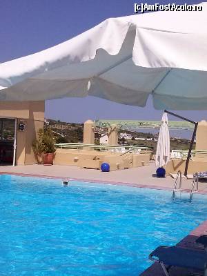 [P01] piscina la inaltime!  » foto by adelaestela
 - 
<span class="allrVoted glyphicon glyphicon-heart hidden" id="av591048"></span>
<a class="m-l-10 hidden" id="sv591048" onclick="voting_Foto_DelVot(,591048,5774)" role="button">șterge vot <span class="glyphicon glyphicon-remove"></span></a>
<a id="v9591048" class=" c-red"  onclick="voting_Foto_SetVot(591048)" role="button"><span class="glyphicon glyphicon-heart-empty"></span> <b>LIKE</b> = Votează poza</a> <img class="hidden"  id="f591048W9" src="/imagini/loader.gif" border="0" /><span class="AjErrMes hidden" id="e591048ErM"></span>