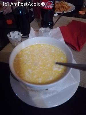 [P04] Ciorba de burta delicioasa, in care adaugasem deja smantana si mujdeiul. Miam!  » foto by Sejurica
 - 
<span class="allrVoted glyphicon glyphicon-heart hidden" id="av943573"></span>
<a class="m-l-10 hidden" id="sv943573" onclick="voting_Foto_DelVot(,943573,5780)" role="button">șterge vot <span class="glyphicon glyphicon-remove"></span></a>
<a id="v9943573" class=" c-red"  onclick="voting_Foto_SetVot(943573)" role="button"><span class="glyphicon glyphicon-heart-empty"></span> <b>LIKE</b> = Votează poza</a> <img class="hidden"  id="f943573W9" src="/imagini/loader.gif" border="0" /><span class="AjErrMes hidden" id="e943573ErM"></span>